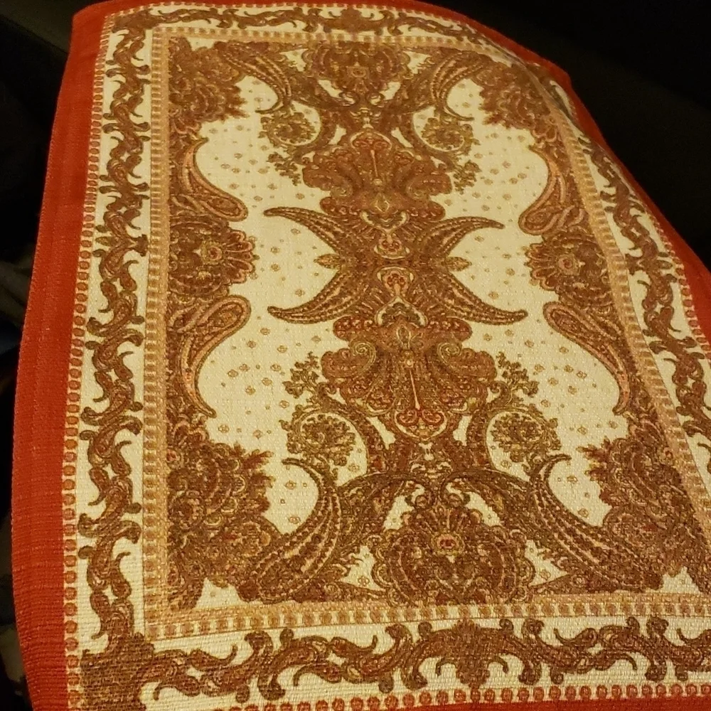 LOOM AND MILL Paisley Placemats Set of 4
